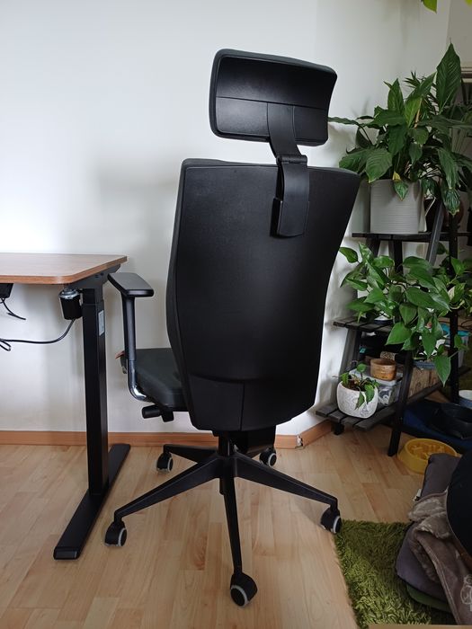 Fotel ergonomiczny krzesło biurowe zdrowy kręgosłup