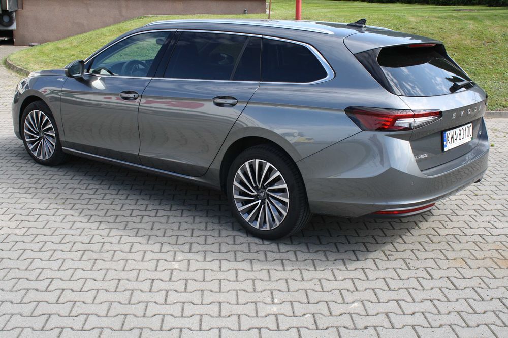 Skoda Superb Combi L&K 2024