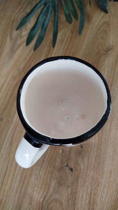 Kubek krowa kubek w krowie łaty