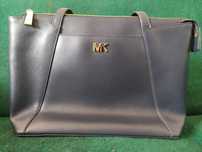 Mala Michael Kors Maddie