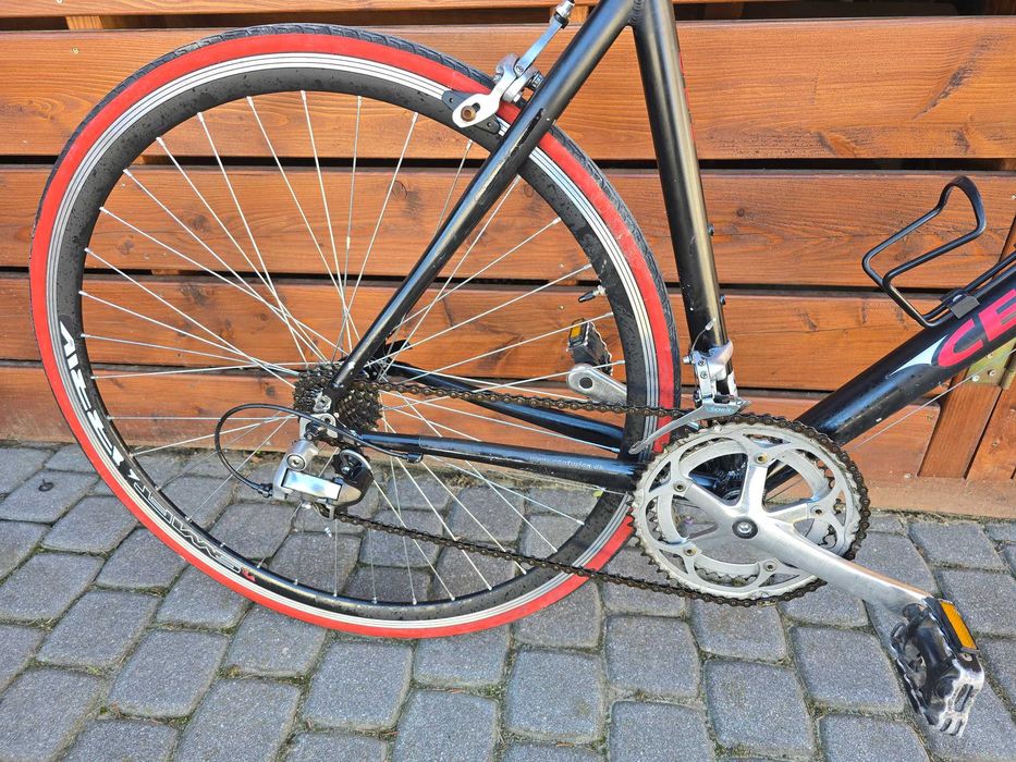 Kolarzówka Centurion rozmiar L Rower profesjonalny szosówka przegląd