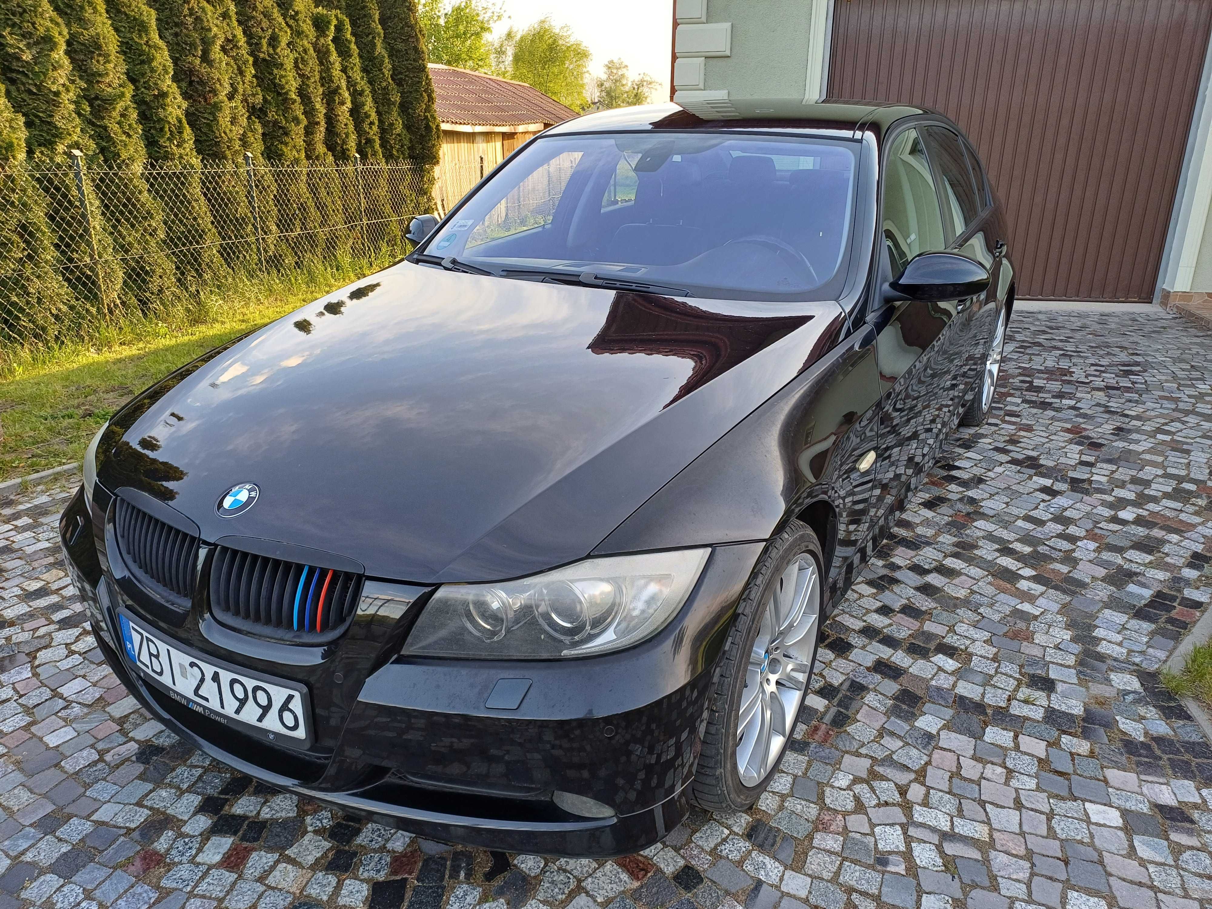 Sprzedam BMW E90 320i