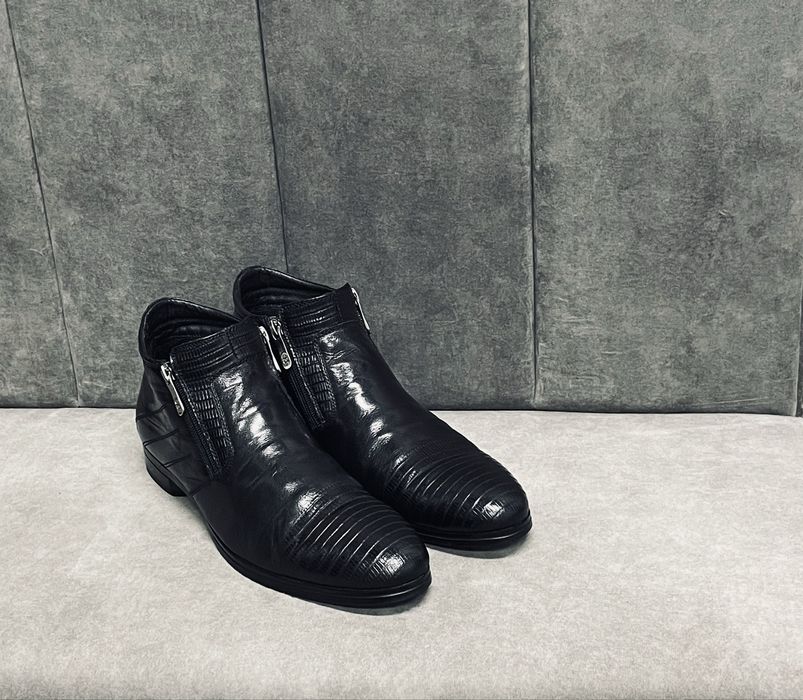 Ботинки Carlo Bellini натуральна шкіра 42р