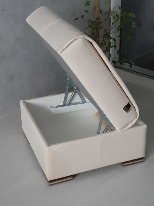 Продам кутовий диван Blest (модель Дженезі)