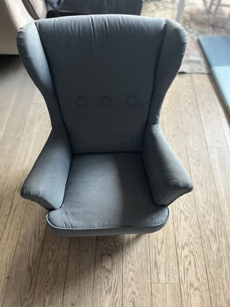 Fotel dziecięcy z Ikea STRANDMON