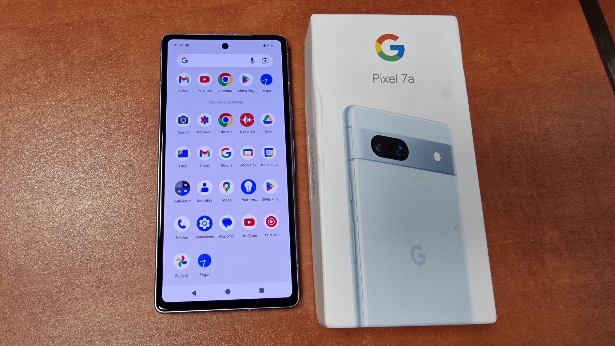 Google Pixel 7a 5G Dual Sim 128GB/8GB RAM niebieski, stan bdb, gwar.