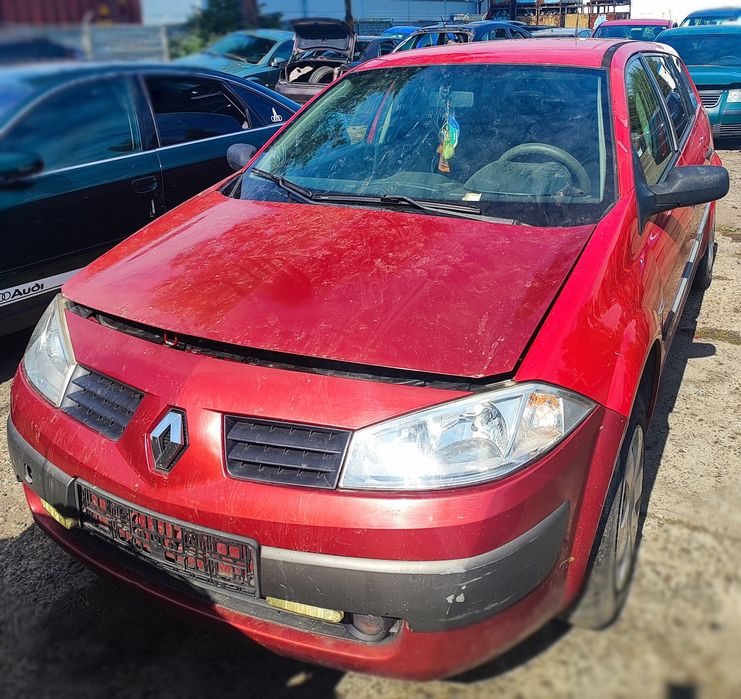 Renault Megane 2 maska