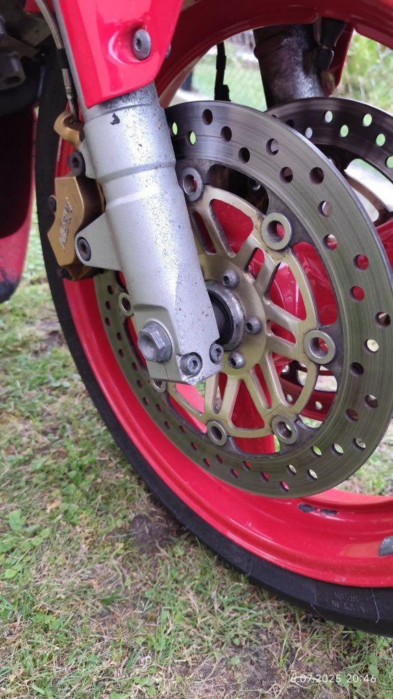 Honda VTR 1000 F