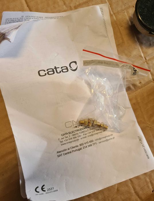 conjunto de bicos e espalha chamas CATA