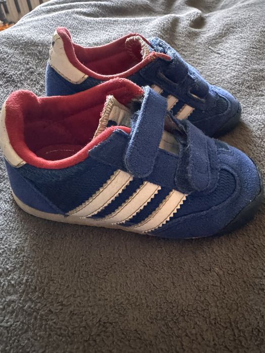 Кроссовки adidas 21р-р