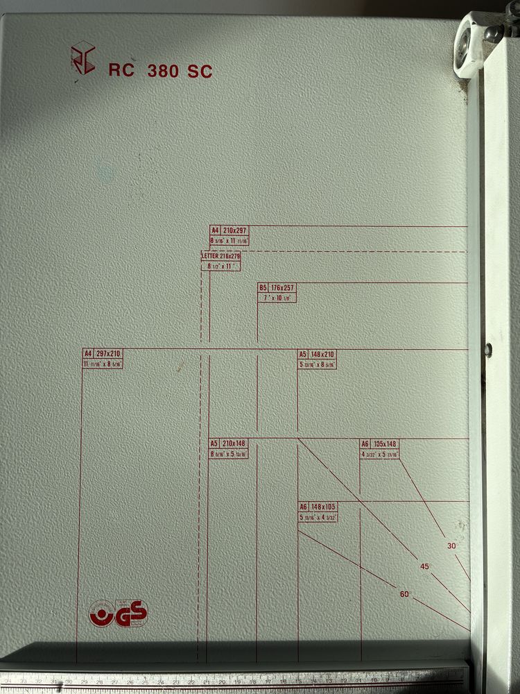 gilotyna do papieru RC 380 SC