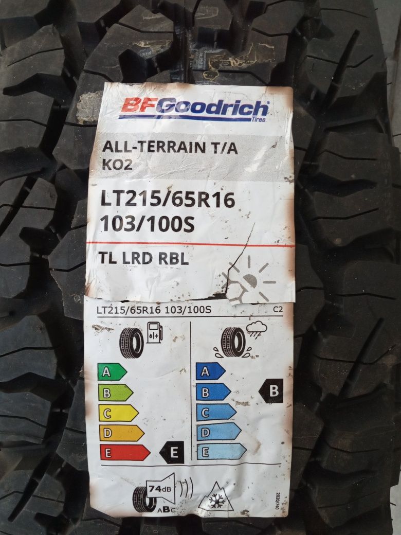 Opona Goodrich 215/65 R 16