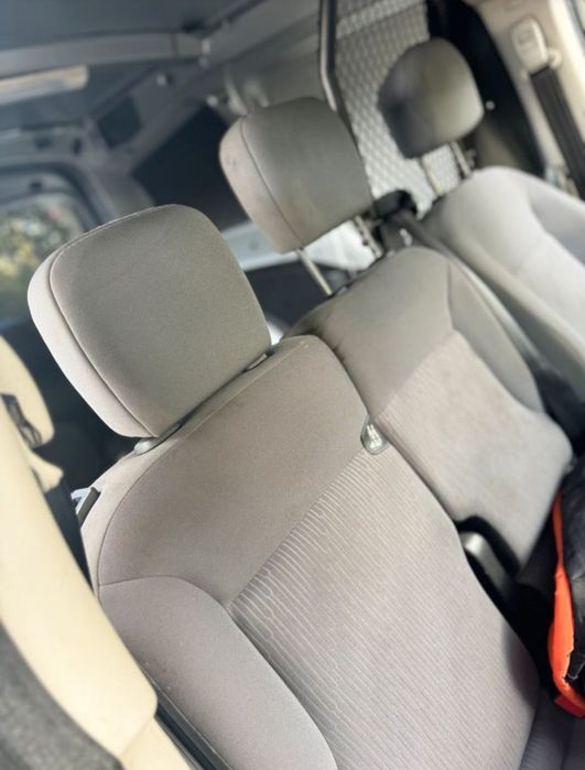 Peugeot Partner [L1H1]
1.6L [e-HDI] 90HP
• Automática 
• "FULL EXTRAS"