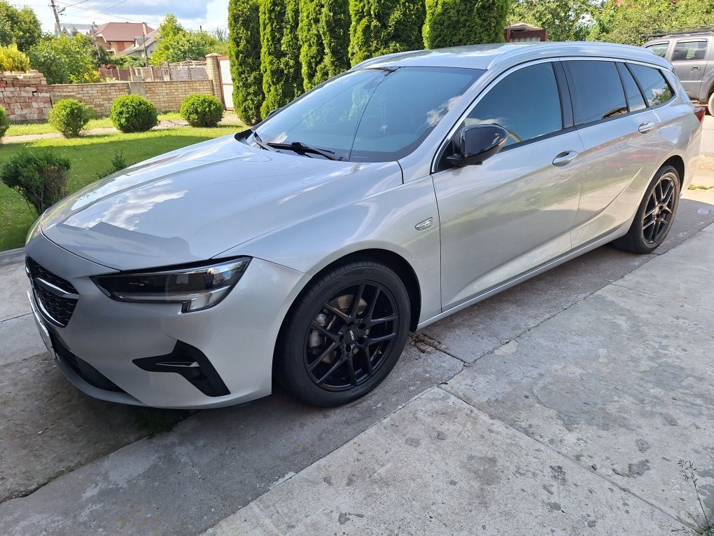 Opel insignia 2.0 CDTI 2020. Дизель Автомат