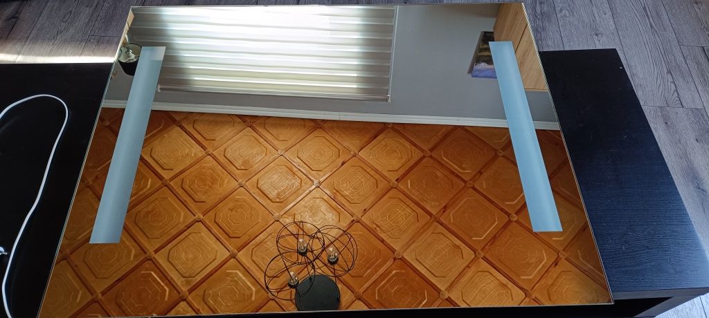 Lustro z podświetleniem