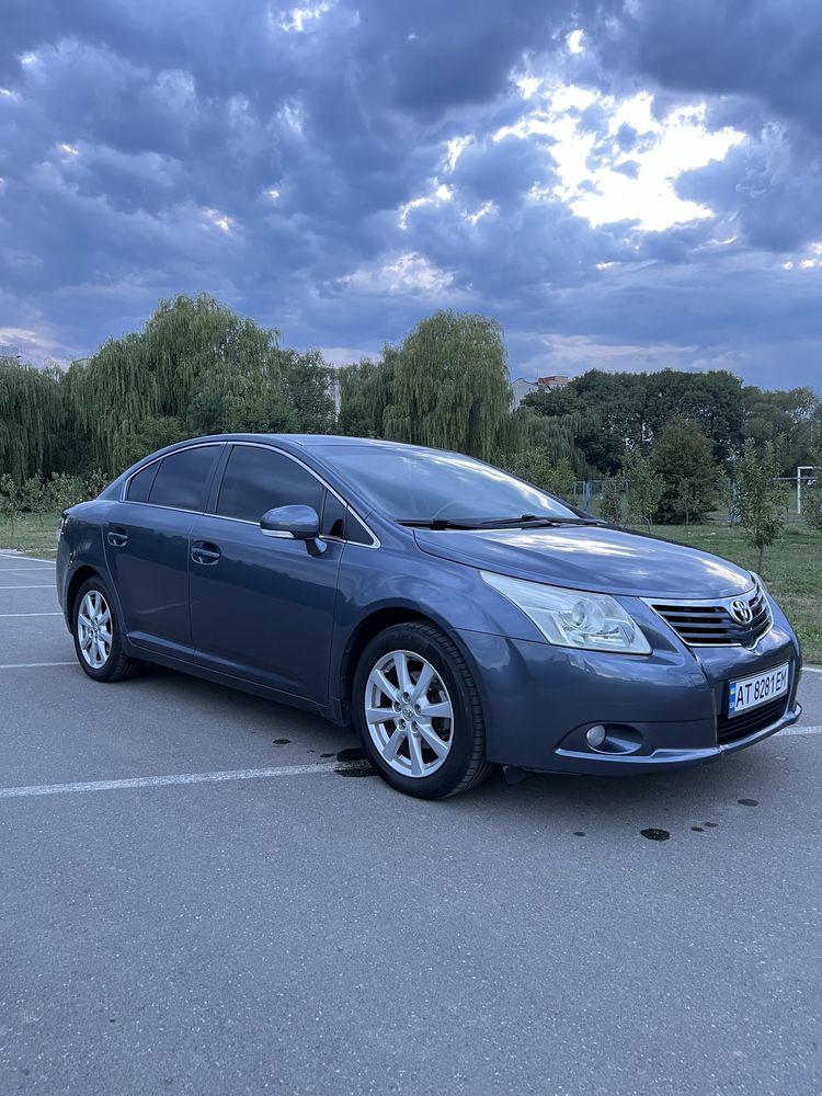 Toyota Avensis T27  2.0 дизель (d4d) 2010рік