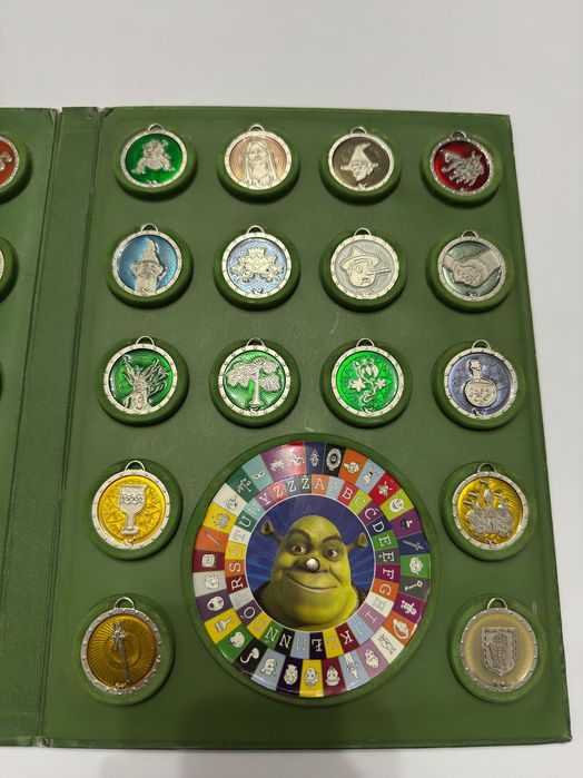 Kolekcja Shrek – medaliony, albumy, portfel, magazyn