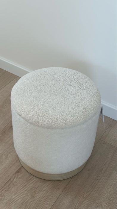 Nowa pufa pepco biała kremowa boucle