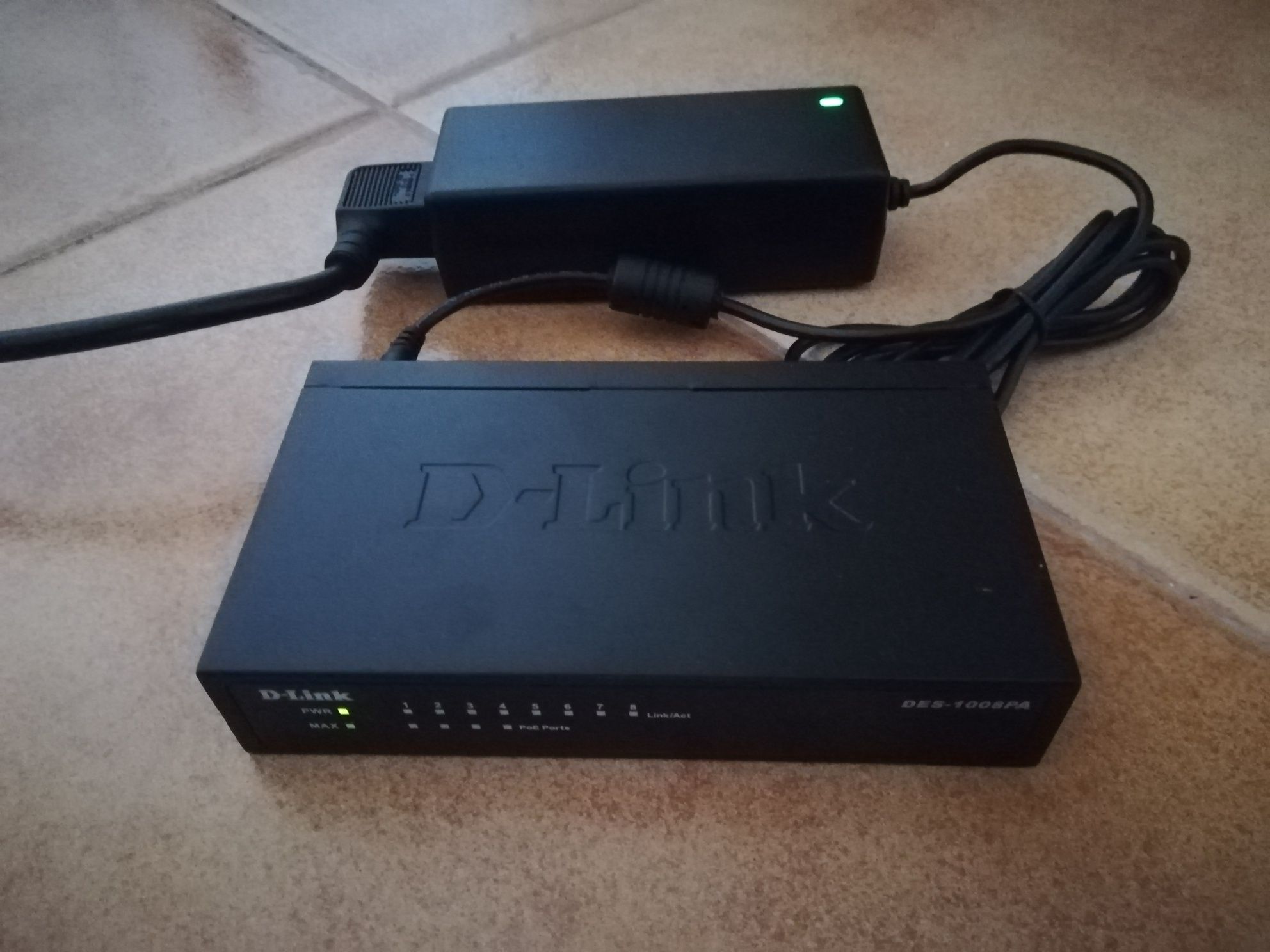 Switch D-Link DES-1008PA