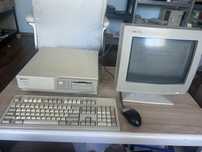 Hewlett-Packard Vectra 386/33N + monitor HP + klawiatura HP