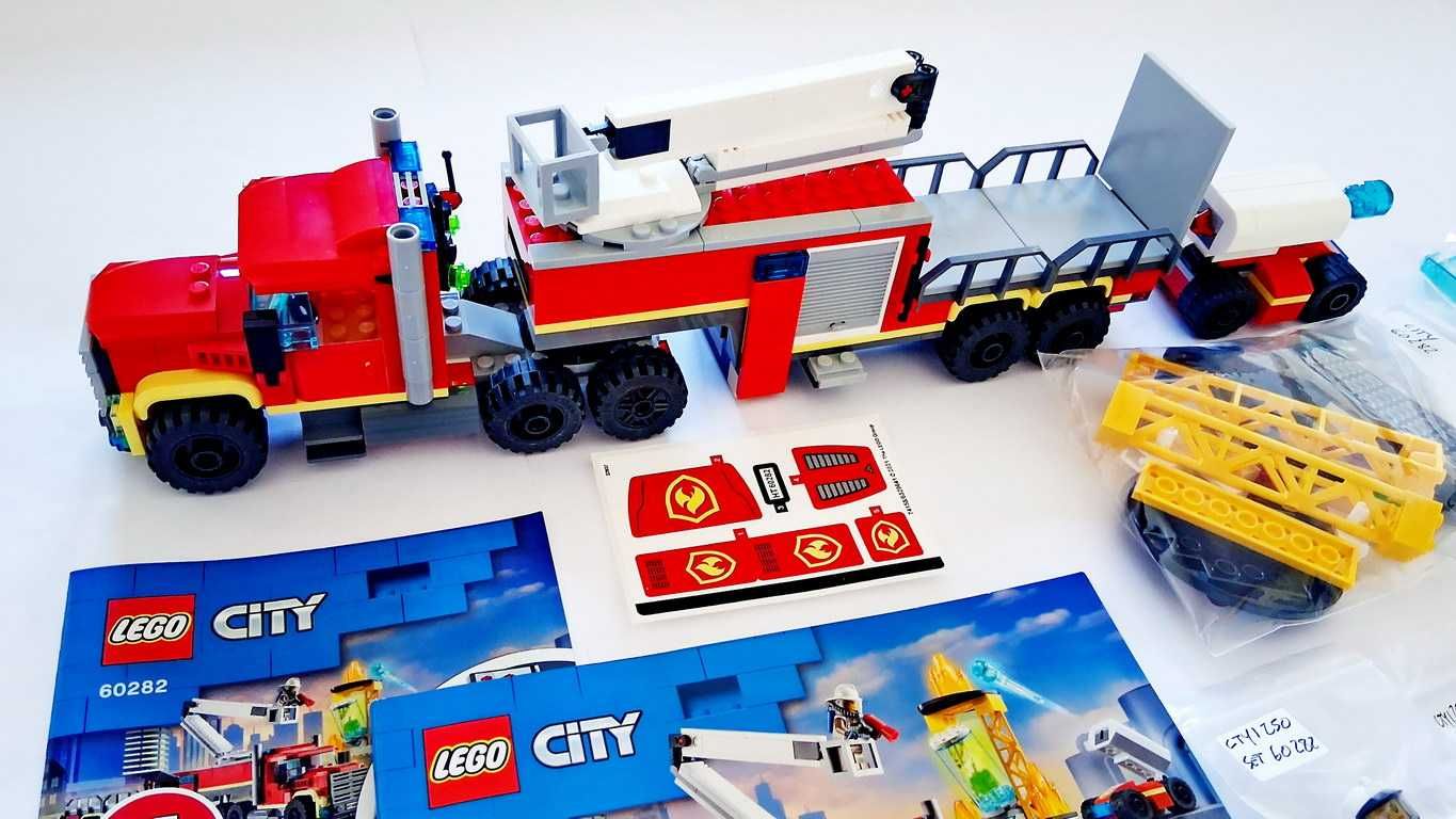 Lego City 60282 Fire Command Unit em peças novas semi montado