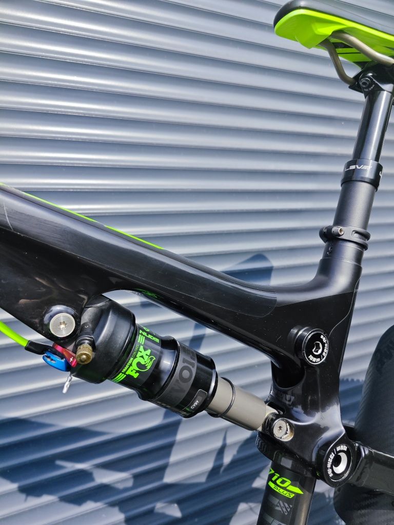 Rower Scott Genius 710 Plus carbon