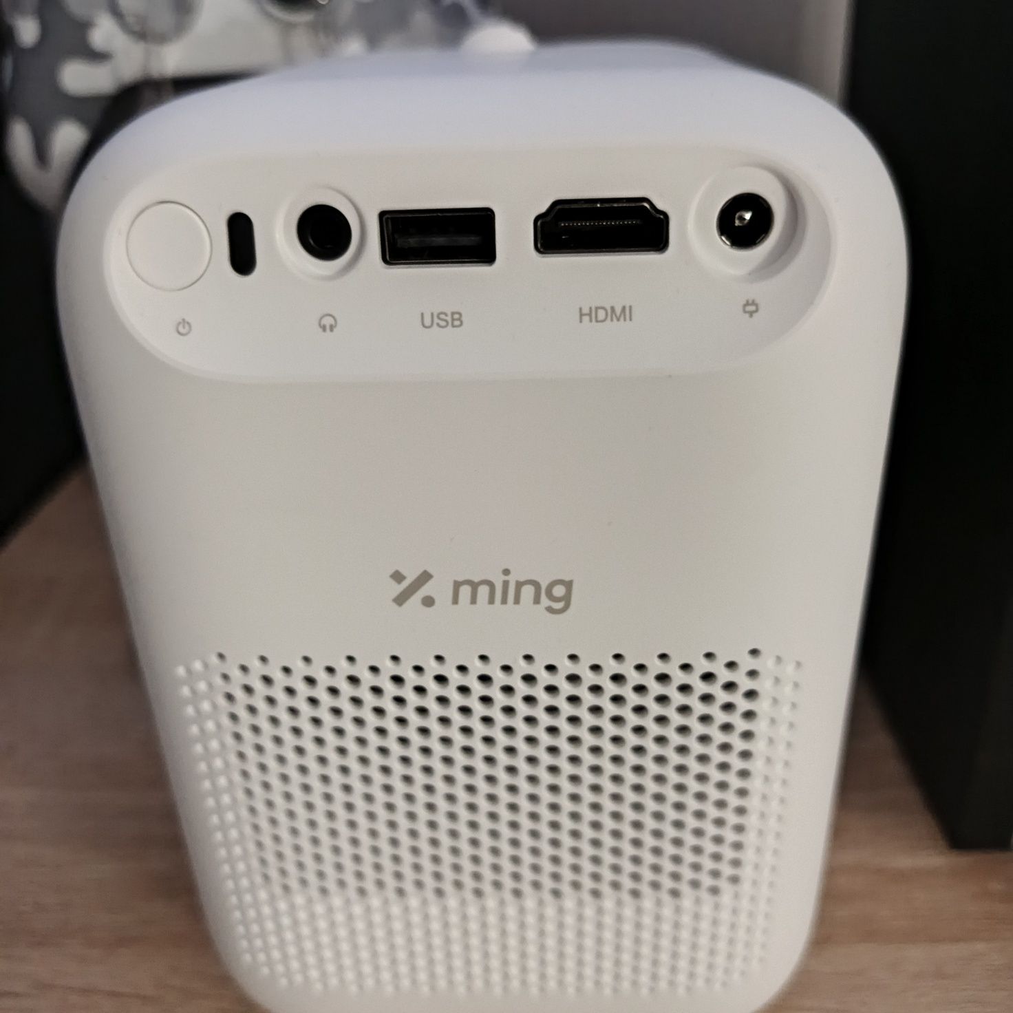 Projektor  Q1 mini