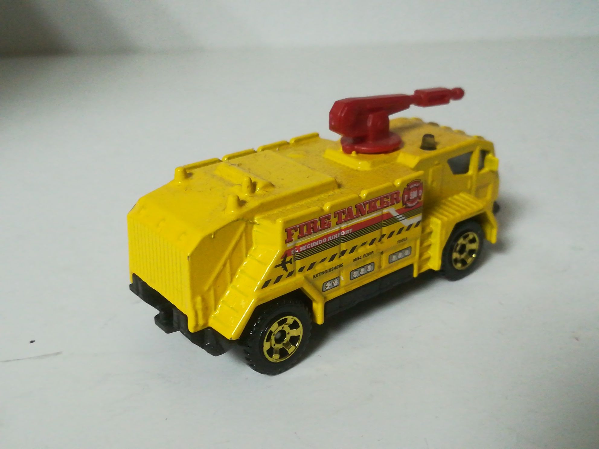 Matchbox fire tanker resorak