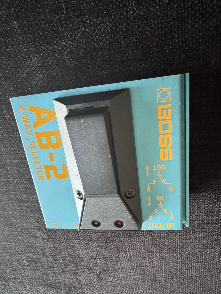 Boss AB-2 Selector — pedal A/B