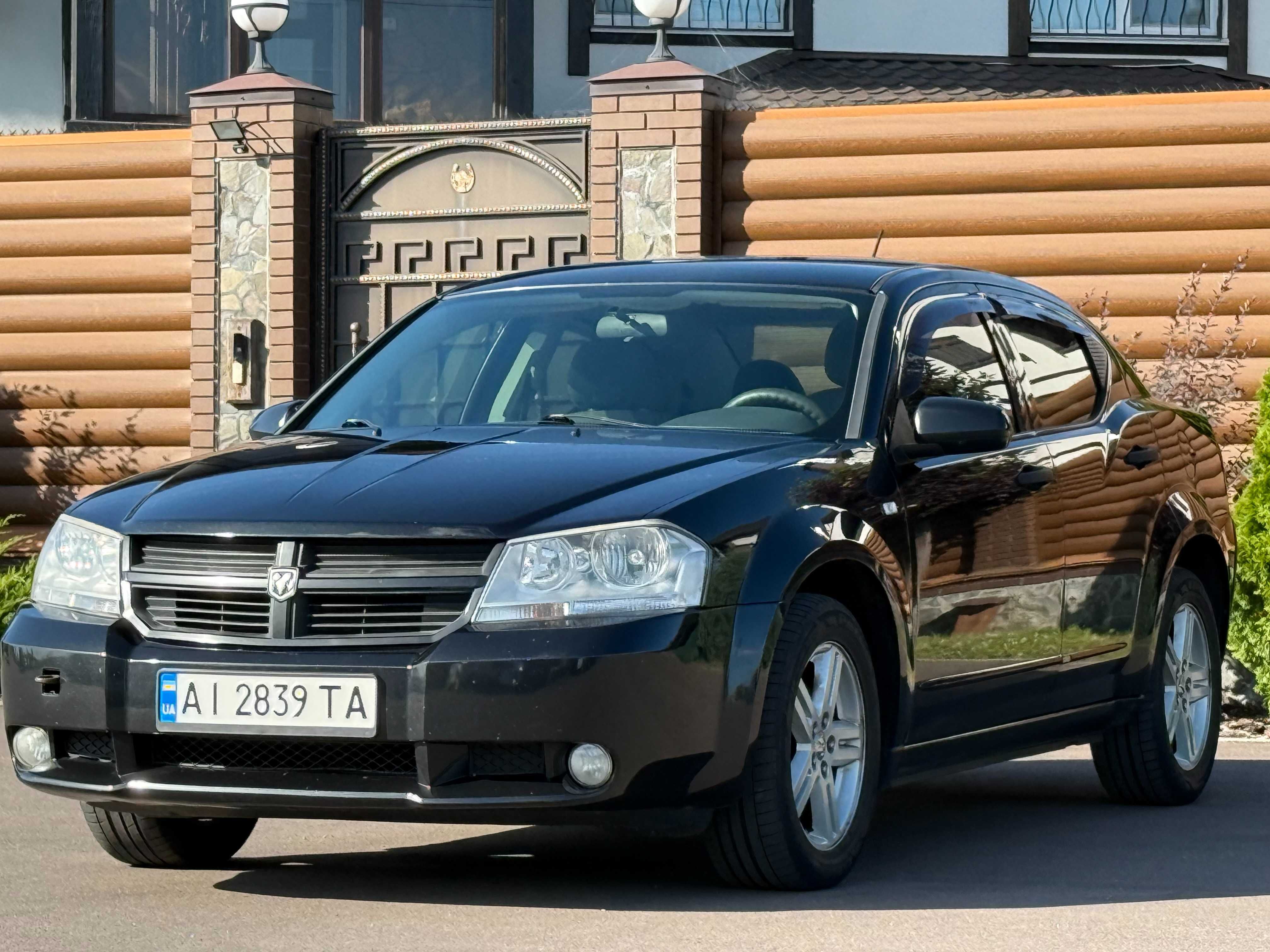 Dodge avenger 2008 2.0 Гарний стан