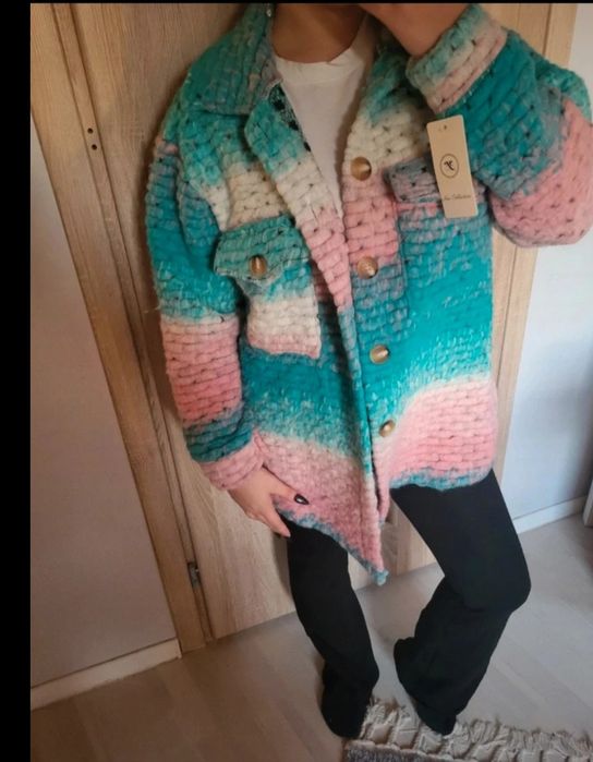 Kolorowa kurtka narzutka oversize  sweter na guziki koszula kolory