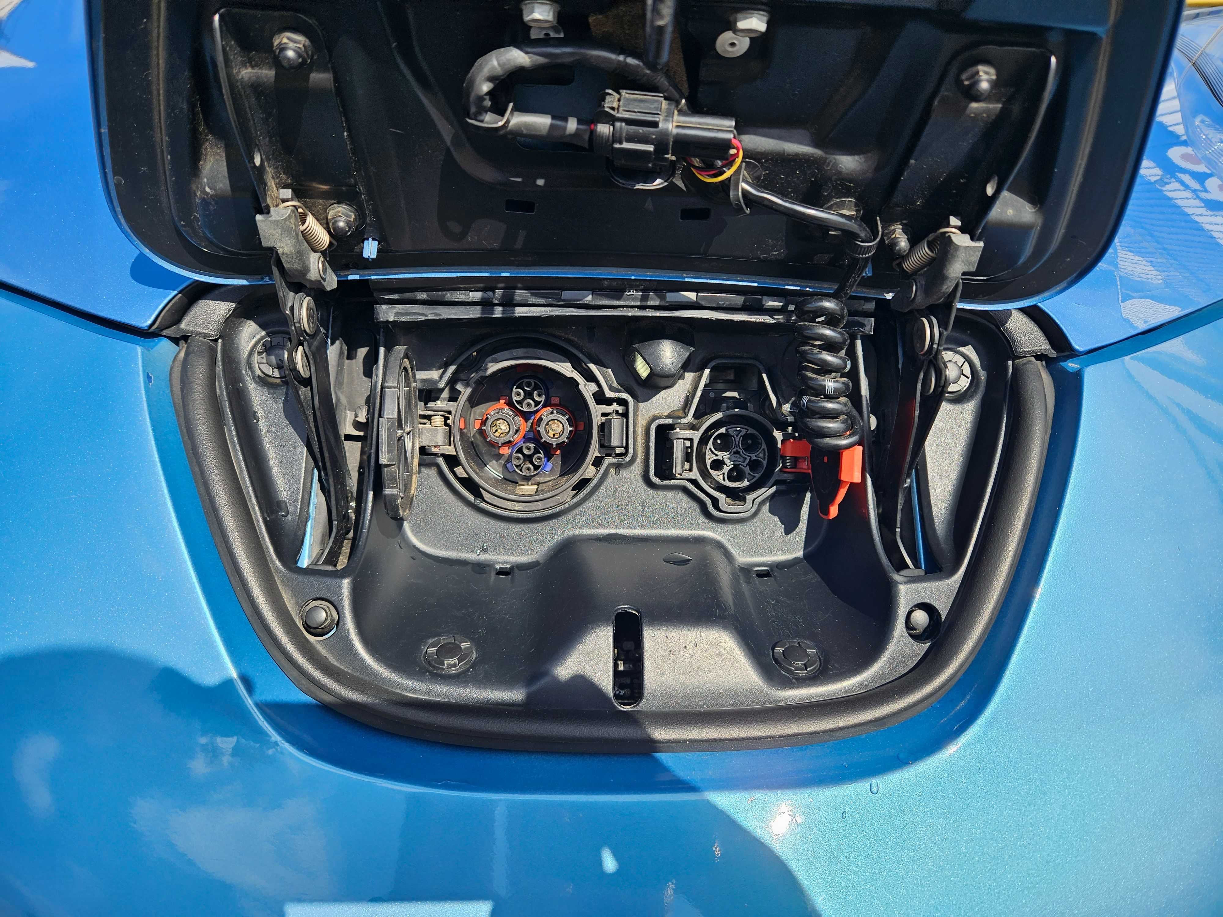 Nissan Leaf SV 2013