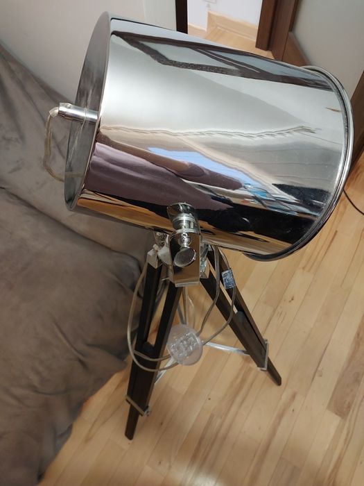 Lampa podłogowa stojąca loft
