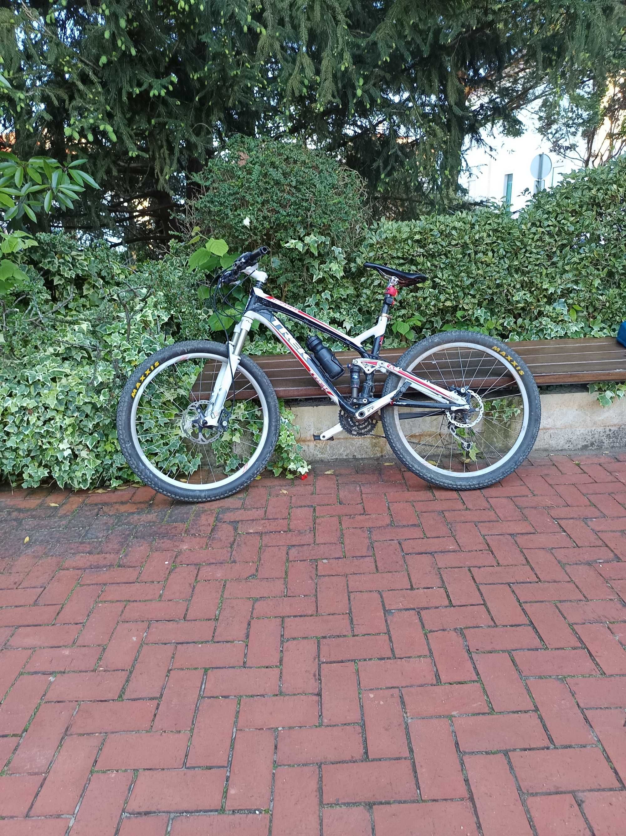 Para venda Bicicleta trek