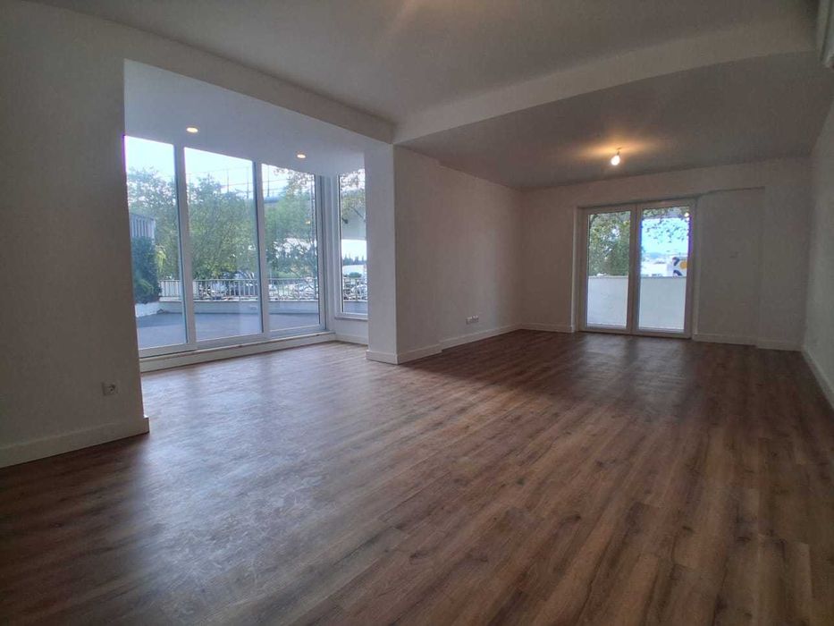 Apartamento t3 Lumiar 2 terracos 2 wc,garagem, totalmente remodelado