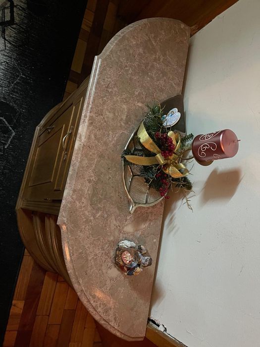 Sapateira com pedra mármore