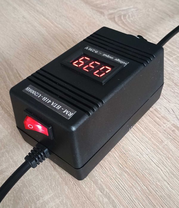 Regulator mocy, prądu, napięcia 0-230 V~ 2800 W