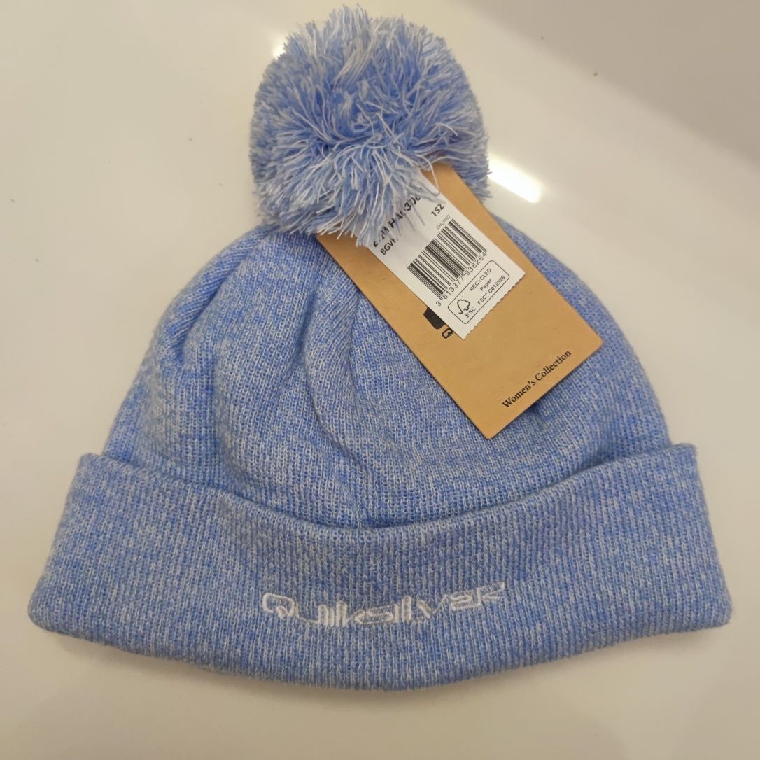 Czapka Quiksilver w ślicznym błękitnym kolorzeZpomponem.Nowa50złTANIEJ