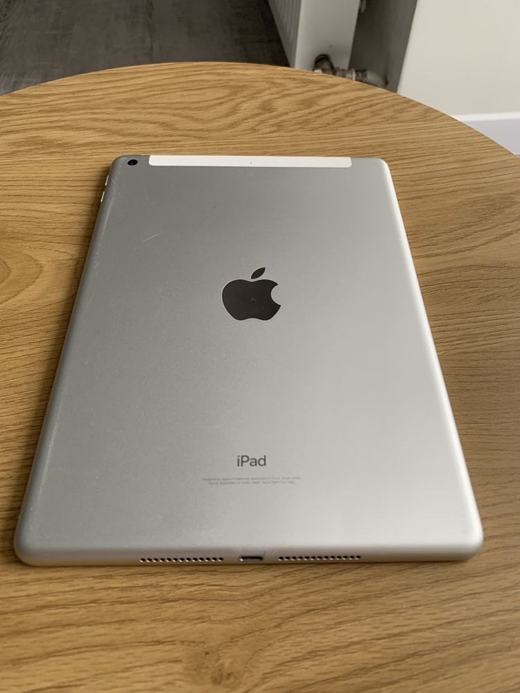 iPad ( 6-th Generation) 32gb, Silver, 2018