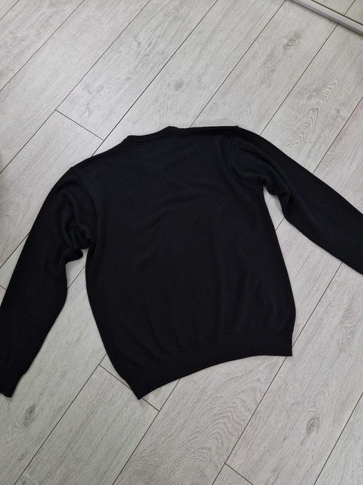 Prima merino czarny wełniany sweter w serek 50% wełna merino XL