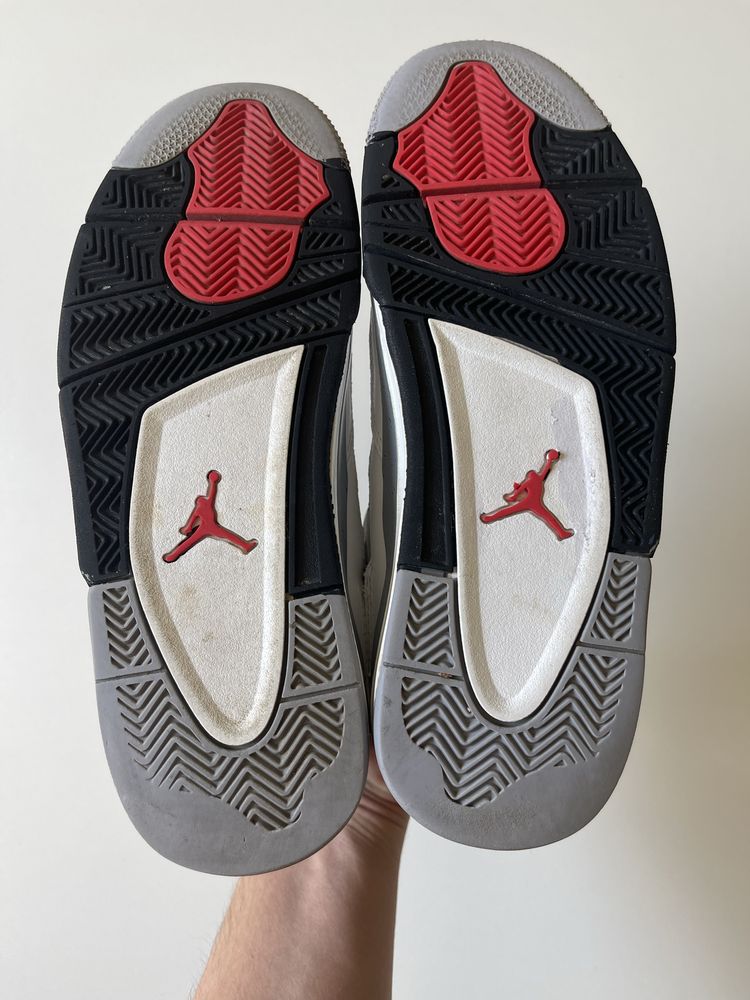 Чоловічі кросівки jordan 4 унісекс nike air кроссовки