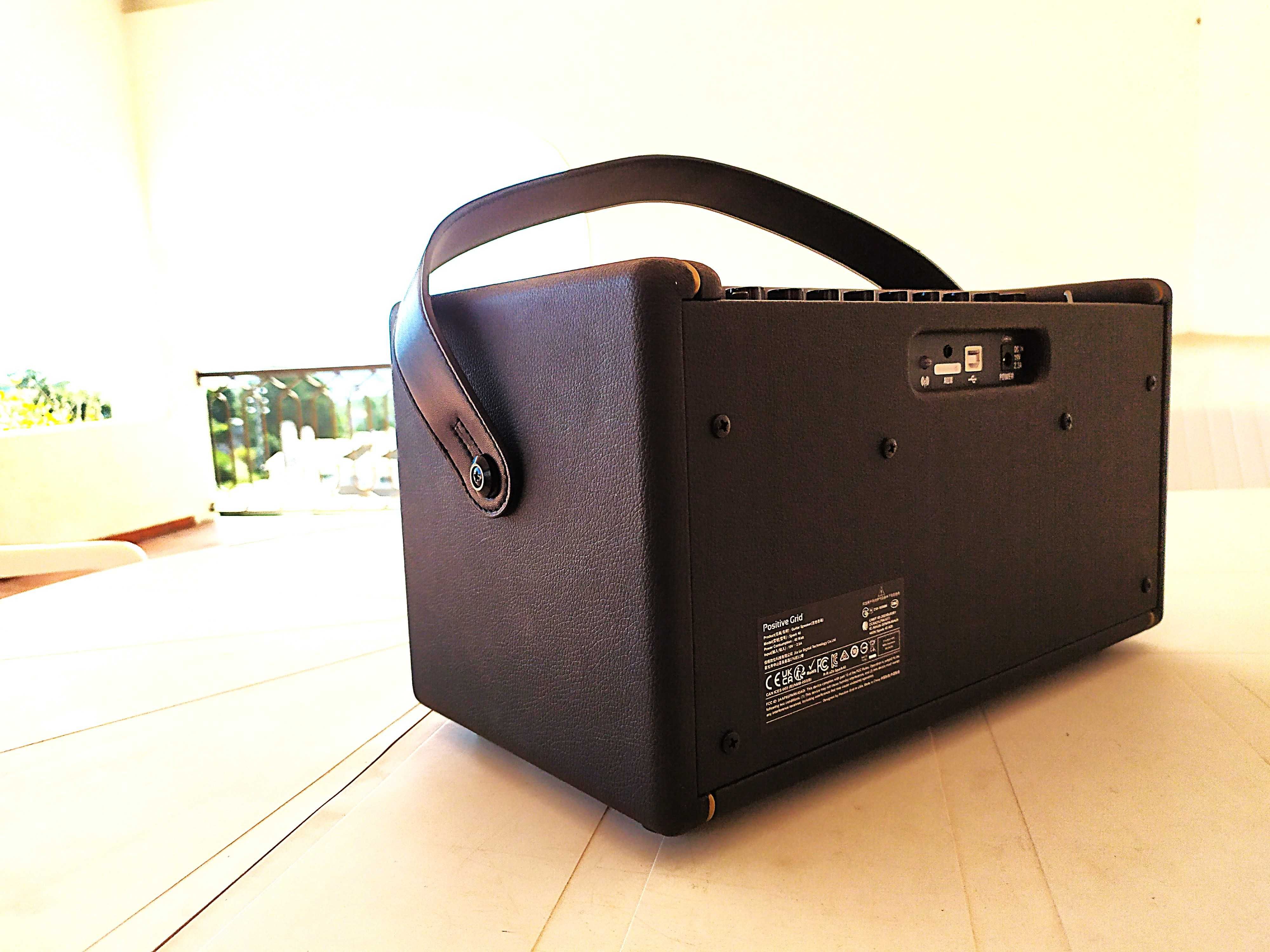 Spark 40W Amplificador p/Guitarra Acústica, Elétrica e Baixo