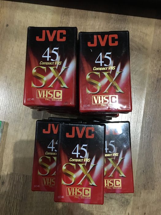 Видеокасеты JVC  новые