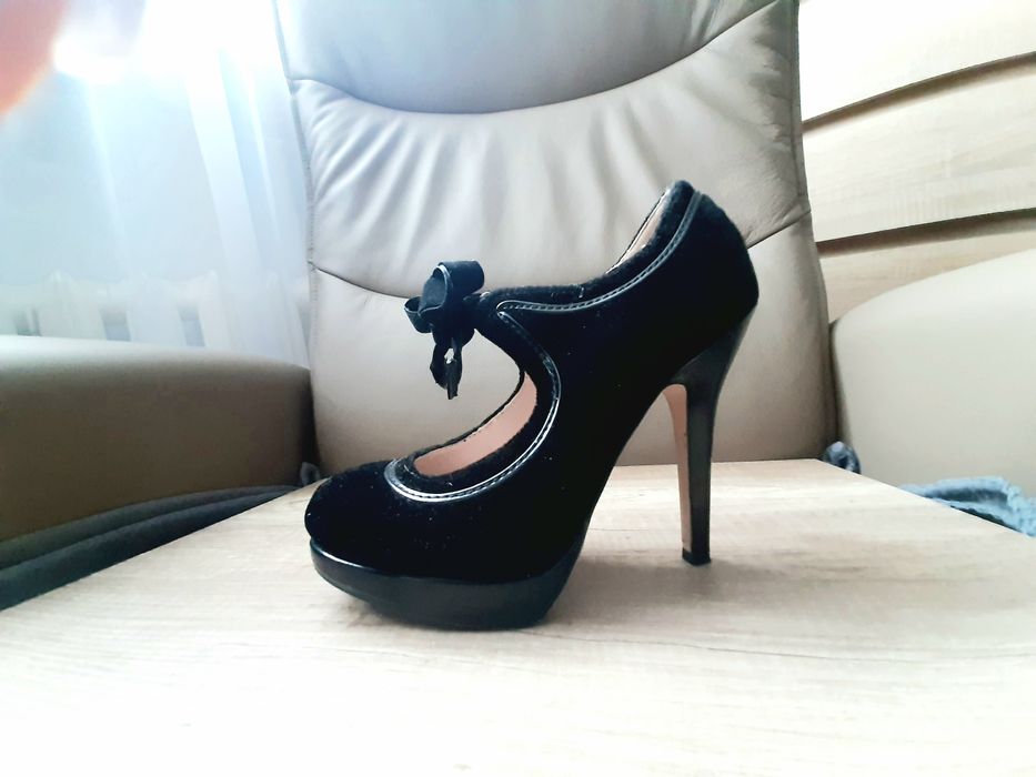 Buty na obcasie CENTRO czarne kokarda szpilki półbuty jak NOWE
