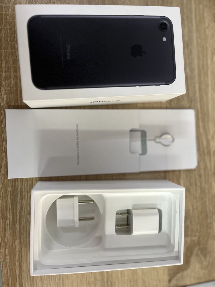 Продається iphone 7 rsim