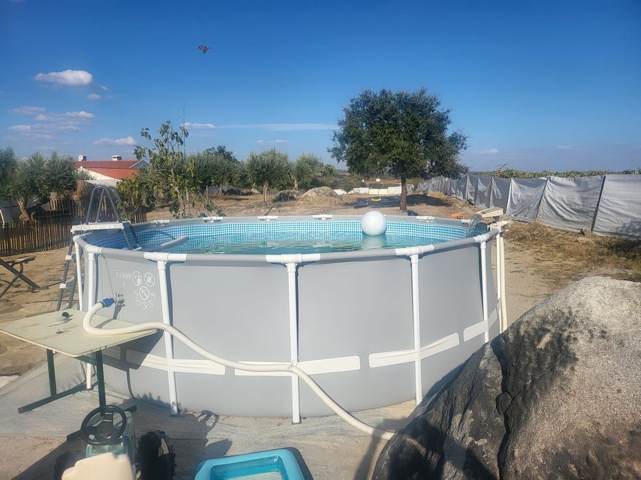 Piscina com 15 dias de uso