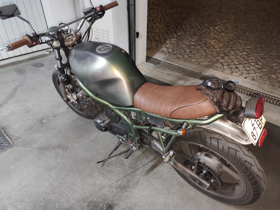 Mota XJ600 toda alterada com material novo