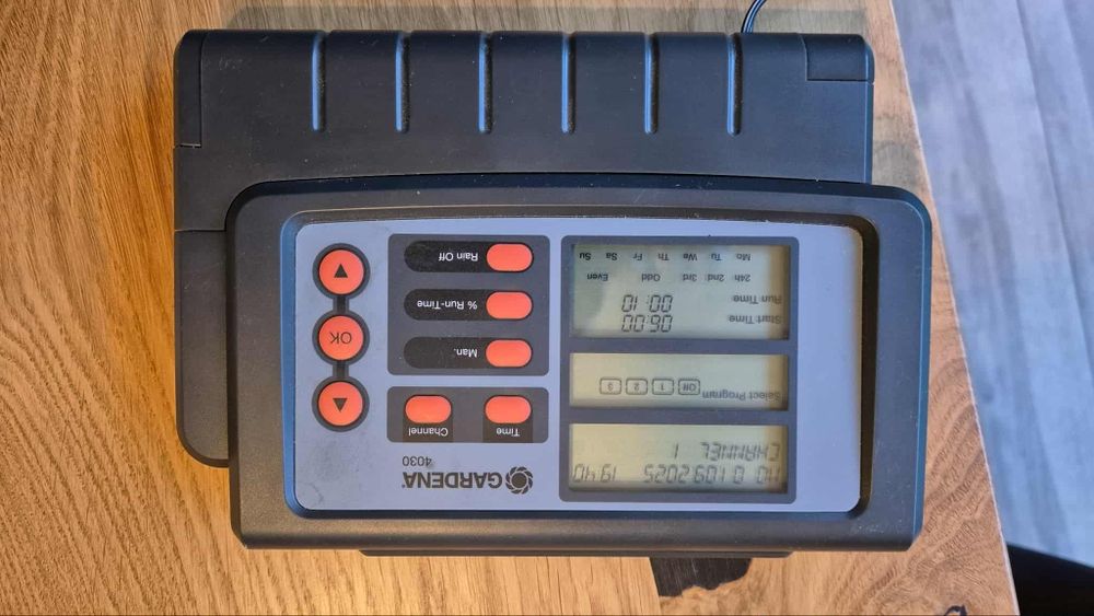 Sterownik nawadniania Gardena 4030 z oryginalnym zasilaczem