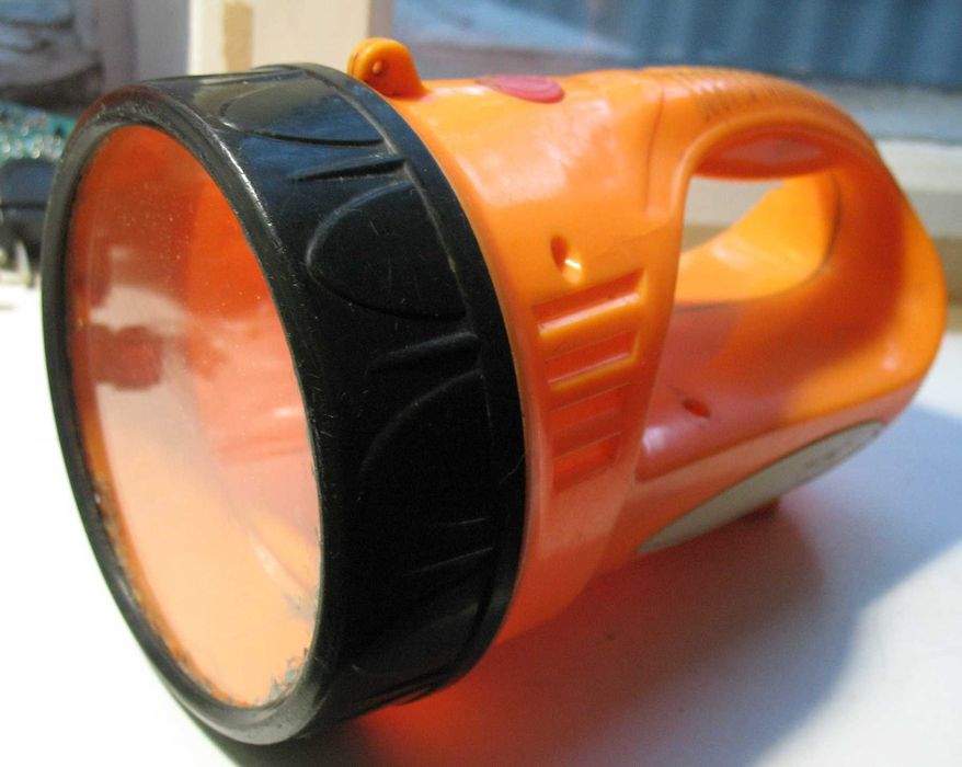 Отдам корпус от фонаря.