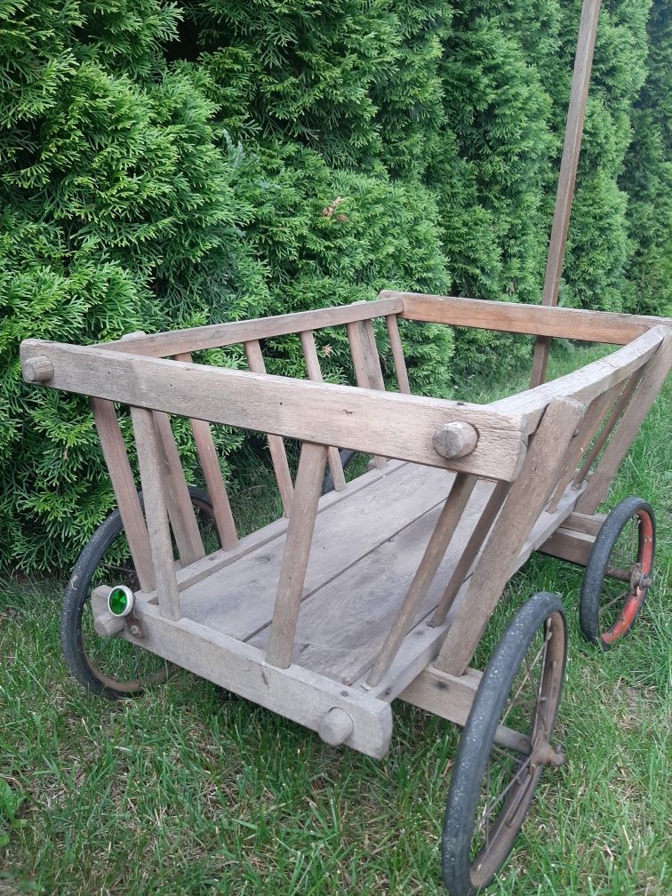 Drewniany wózek ręczny
